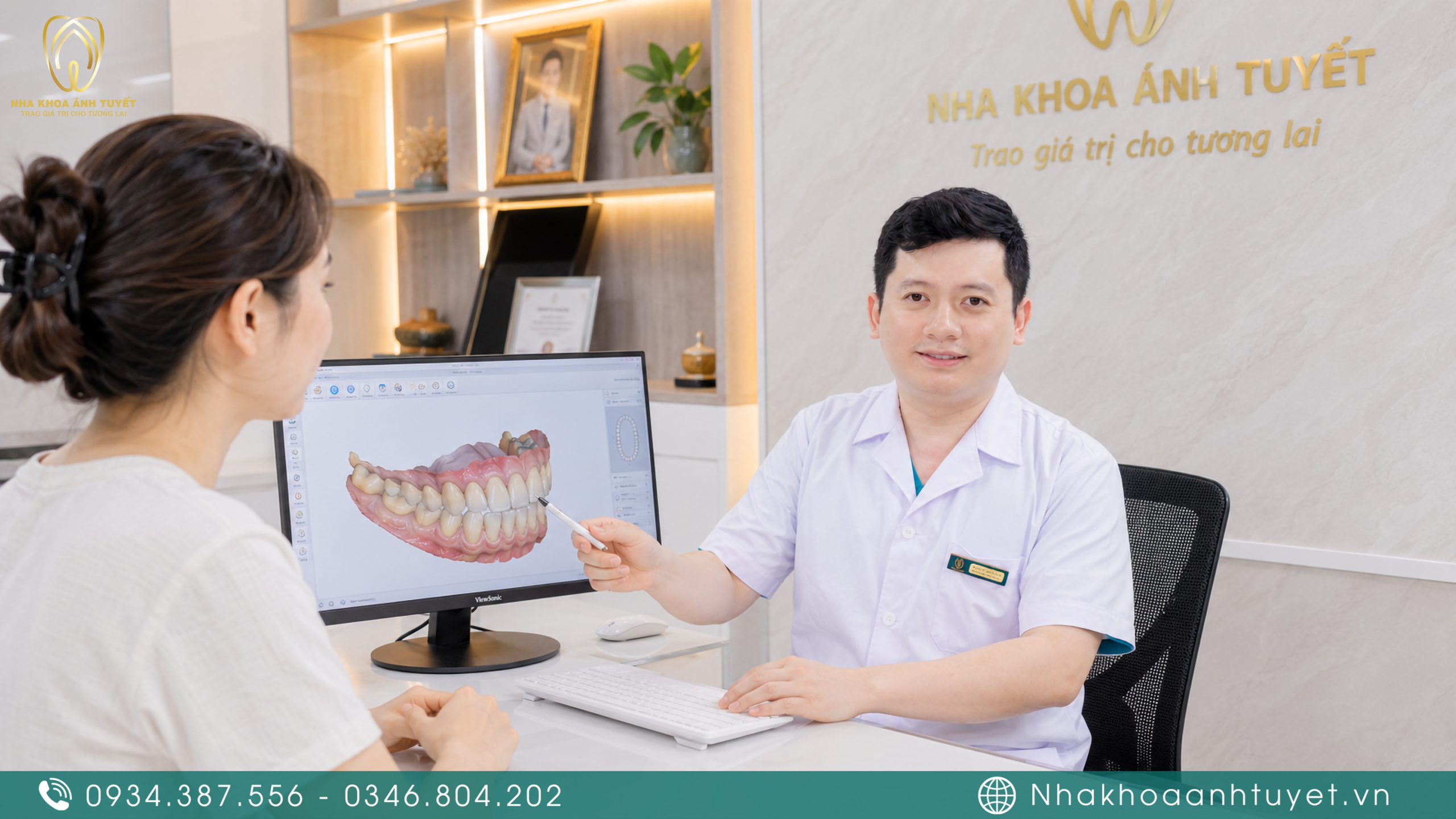 Bác sĩ giải đáp cấy implant có đau không trực tiếp trên phim chụp 3D