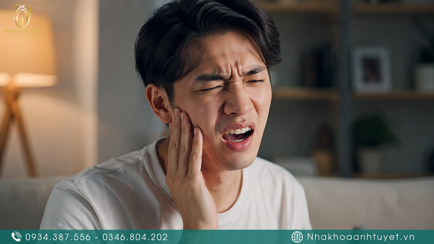 Bệnh nhân bị đau nhức khó chịu vùng trước tai khi há miệng
